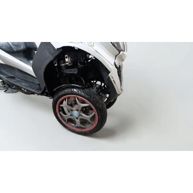 PIAGGIO MP3 500