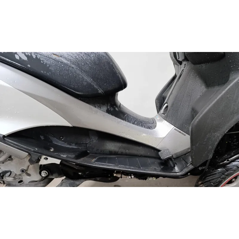 PIAGGIO MP3 500