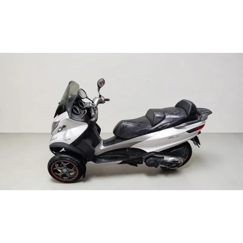PIAGGIO MP3 500