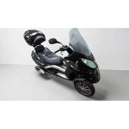 PIAGGIO MP3 500