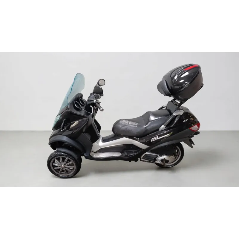 PIAGGIO MP3 500