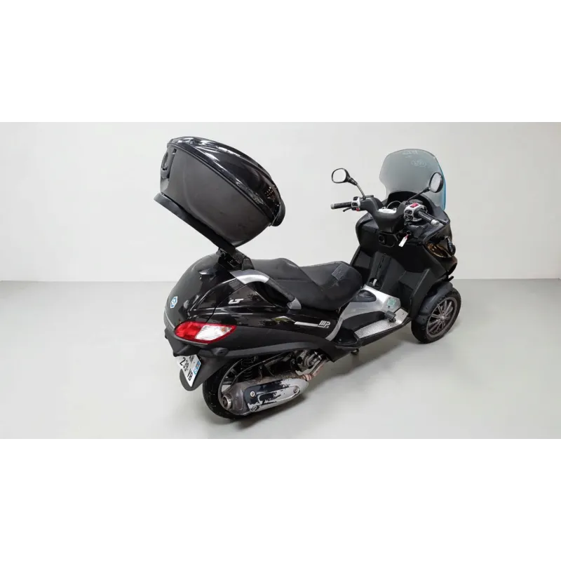 PIAGGIO MP3 500