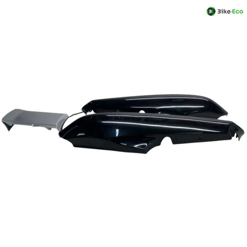 Cache carenage coque arriere YAMAHA FZS 600 1998-2001 FAZER