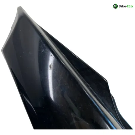 Cache carenage coque arriere YAMAHA FZS 600 1998-2001 FAZER