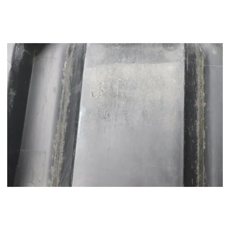 Passage de roue SUZUKI GSR 600 2006 - 2010