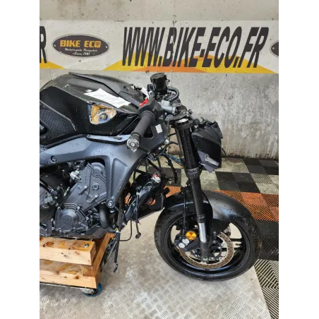 YAMAHA MT09 890