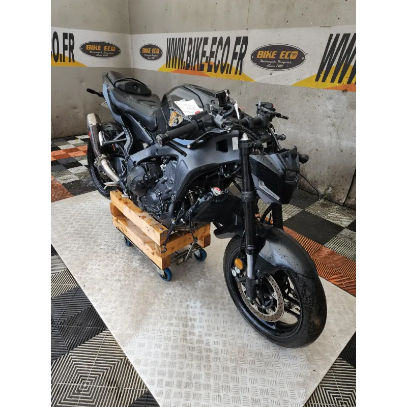 YAMAHA MT09 890