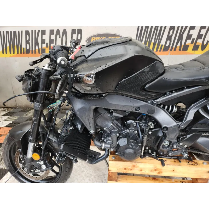 YAMAHA MT09 890