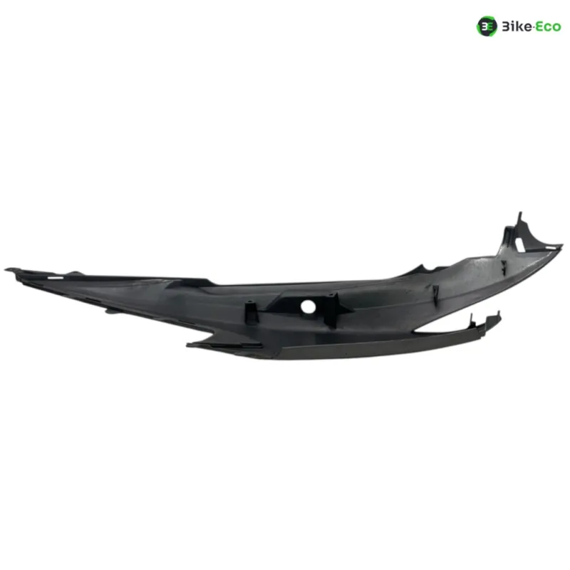 Cache carenage coque arriere droit SUZUKI AN 400 2007-2010 BURGMAN