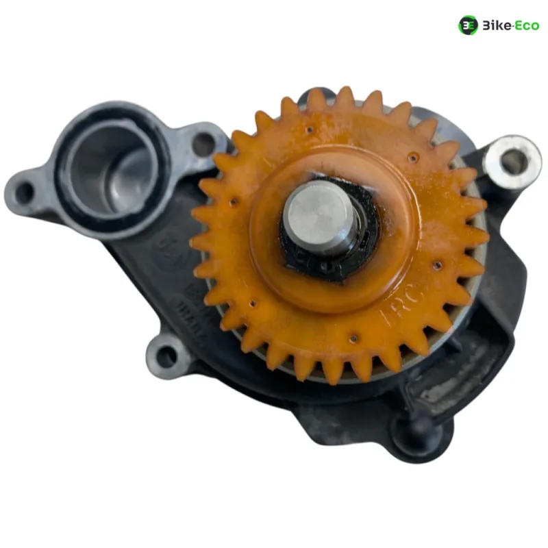 Pompe a eau YAMAHA MT09 850 2014-2016