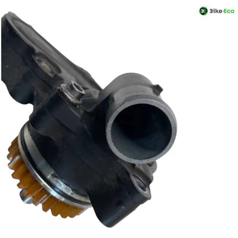 Pompe a eau YAMAHA MT09 850 2014-2016