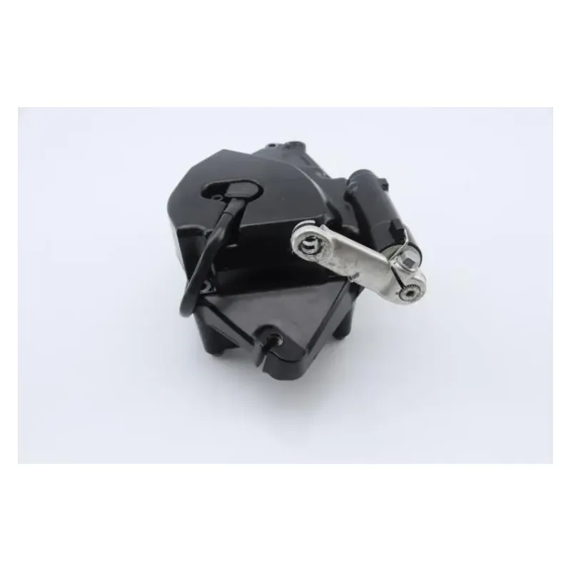 Carter pignon de sortie de boite SUZUKI GSR 600 2006 - 2010