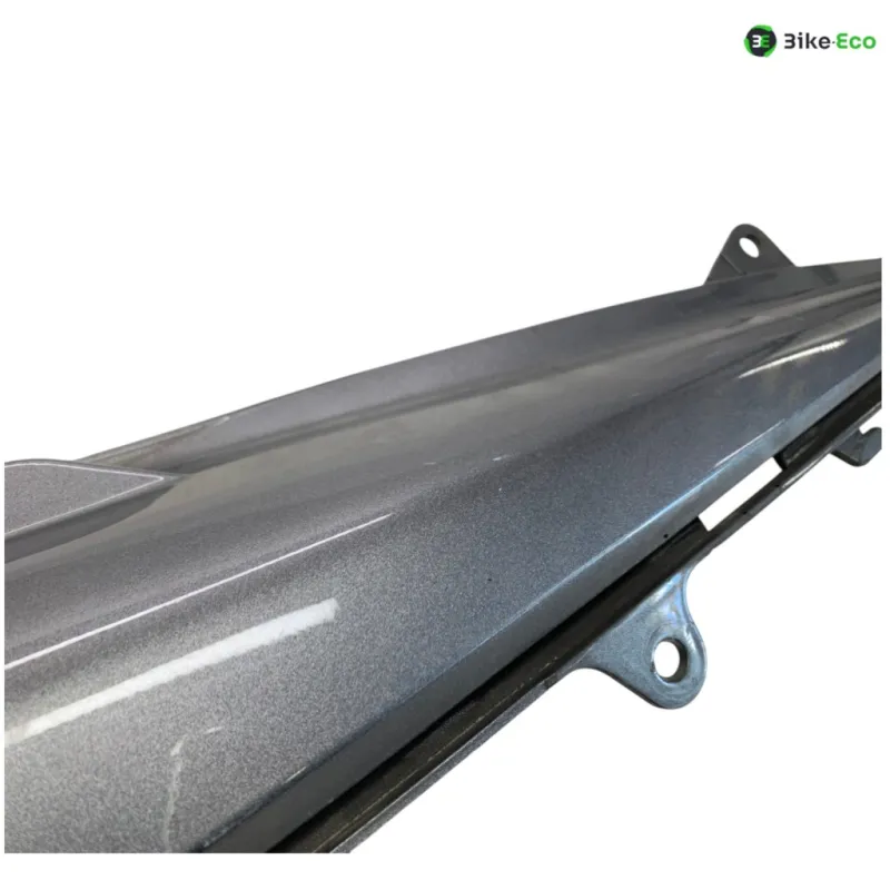 Cache carenage coque arriere droit SUZUKI AN 400 2007-2010 BURGMAN