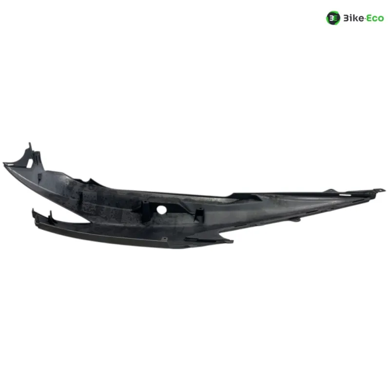 Cache carenage coque arriere gauche SUZUKI AN 400 2007-2010 BURGMAN