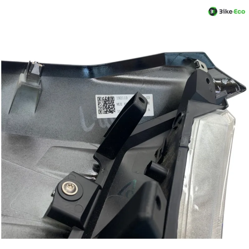 Cache flanc de carenage gauche BMW C 400 X 2018-2023