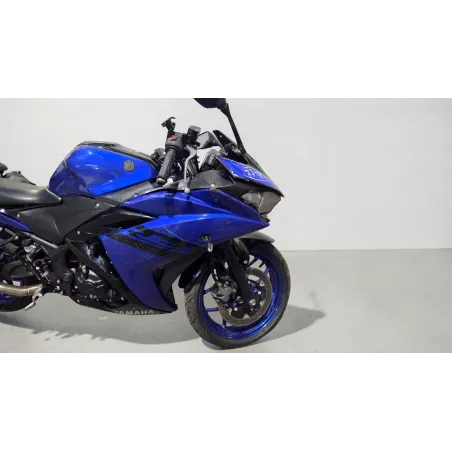 YAMAHA YZFR3