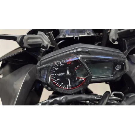 YAMAHA YZFR3