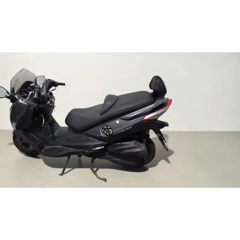SYM GTS 125