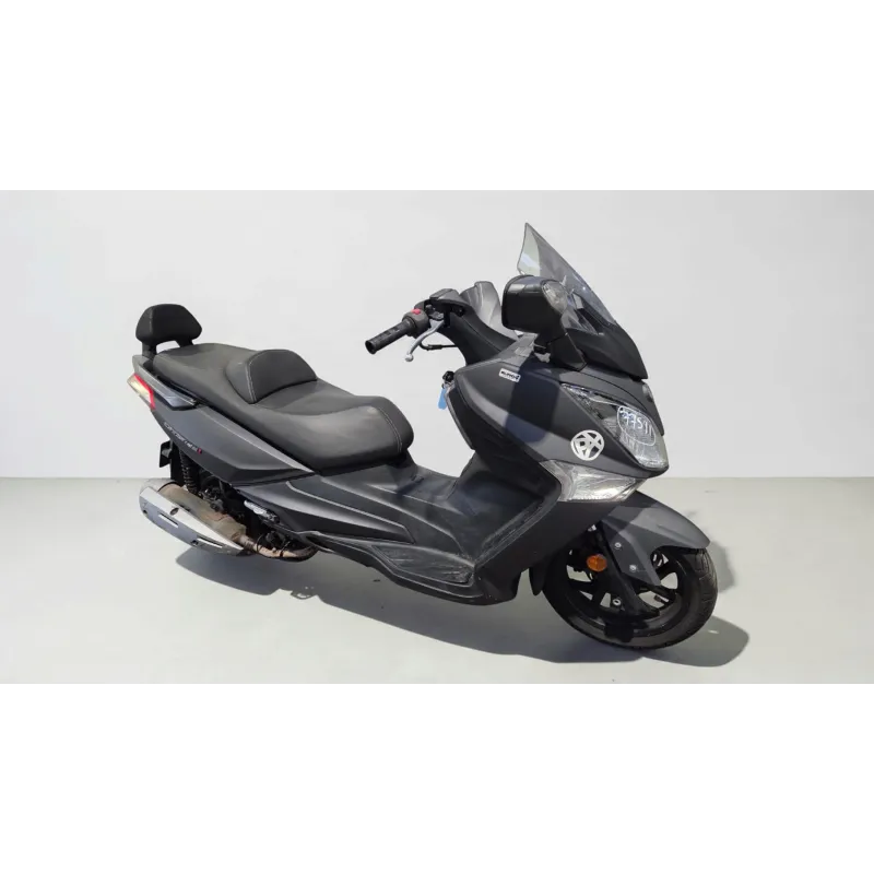 SYM GTS 125