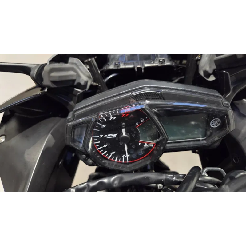 YAMAHA YZFR3