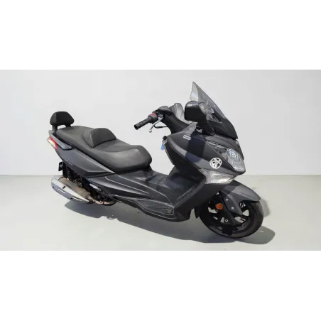 SYM GTS 125