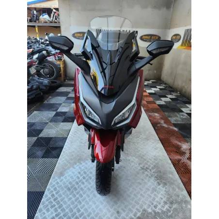 HONDA FORZA 125