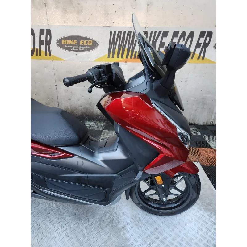 HONDA FORZA 125