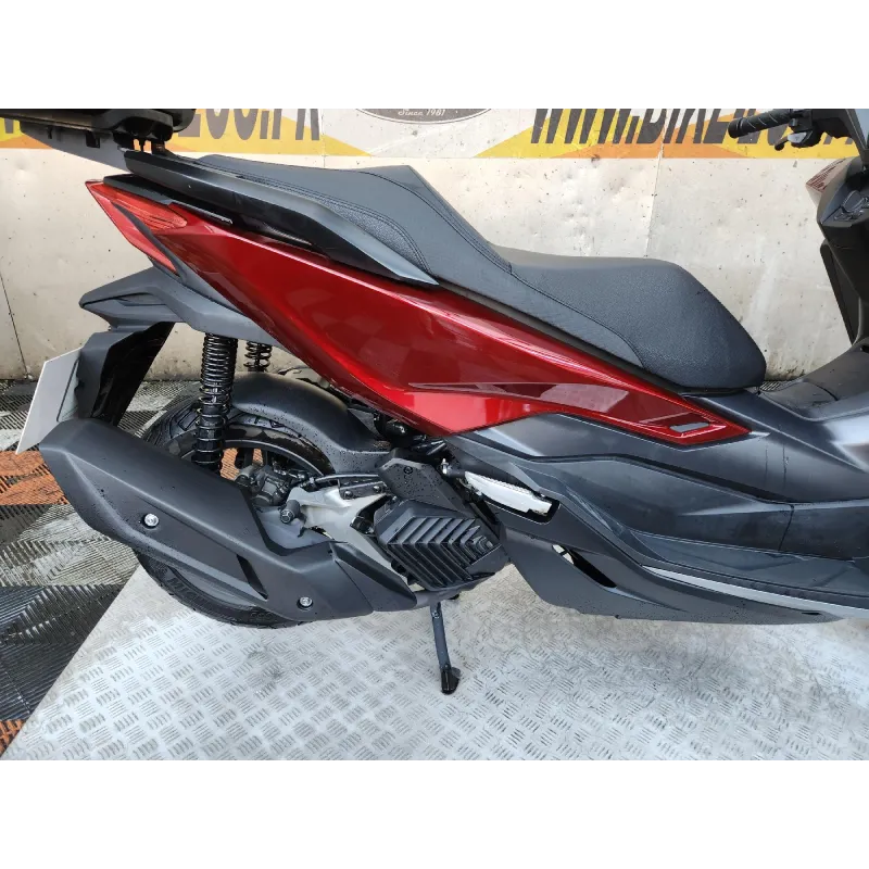 HONDA FORZA 125