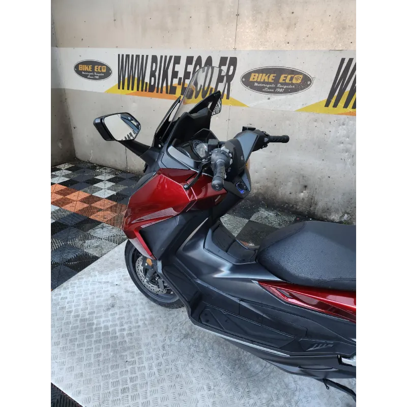 HONDA FORZA 125