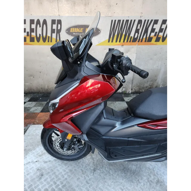 HONDA FORZA 125
