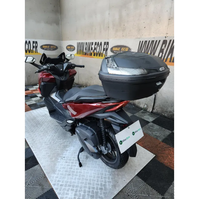 HONDA FORZA 125