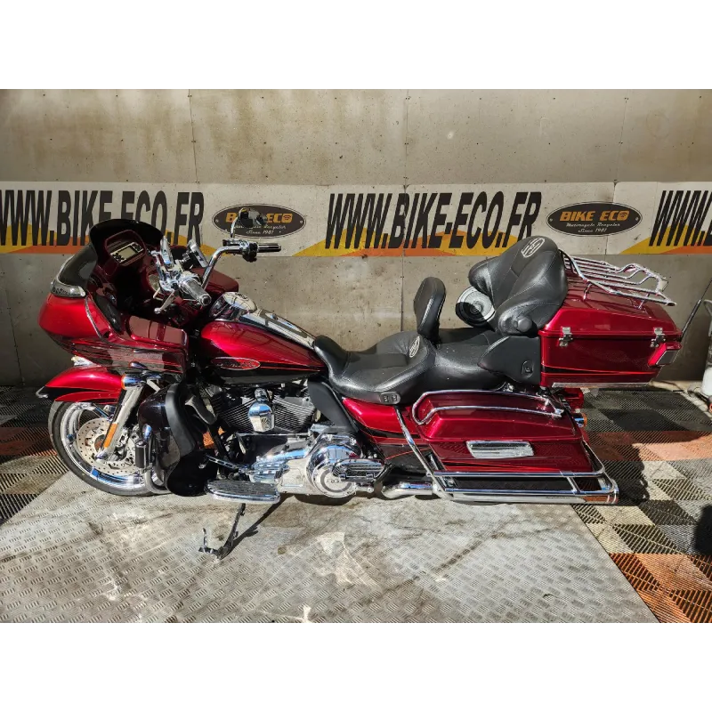 HARLEY DAVIDSON ROAD GLIDE 1800 CVO