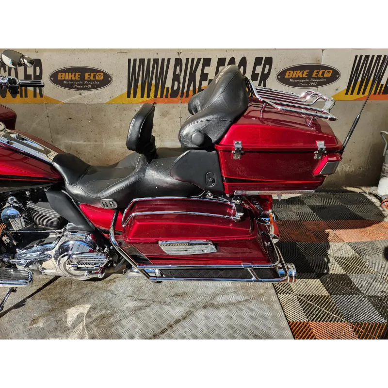 HARLEY DAVIDSON ROAD GLIDE 1800 CVO