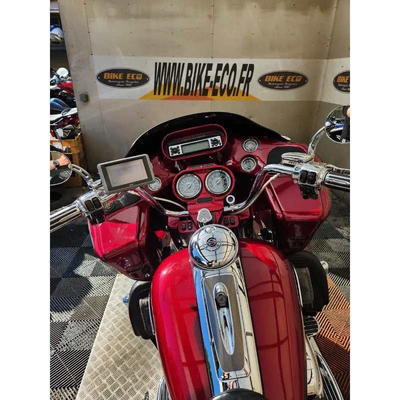 HARLEY DAVIDSON ROAD GLIDE 1800 CVO