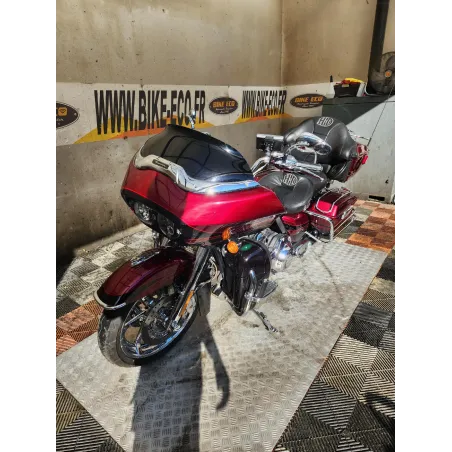 HARLEY DAVIDSON ROAD GLIDE 1800 CVO