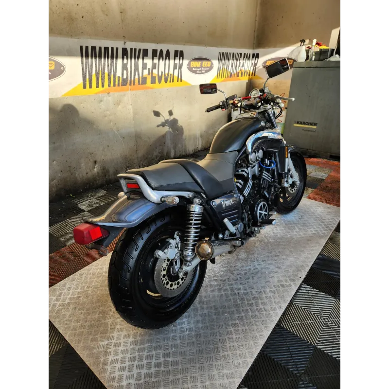 YAMAHA V-MAX 1200