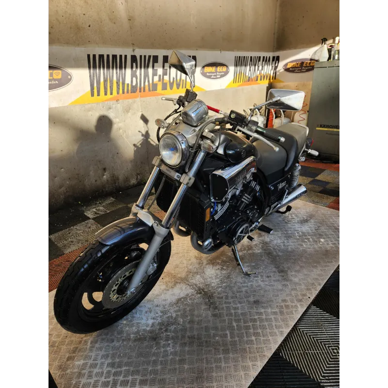 YAMAHA V-MAX 1200