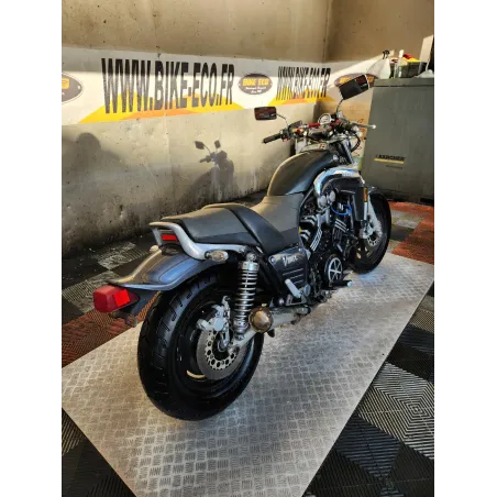 YAMAHA V-MAX 1200