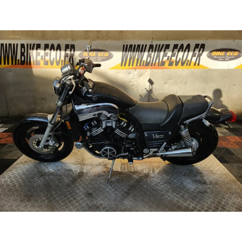 YAMAHA V-MAX 1200