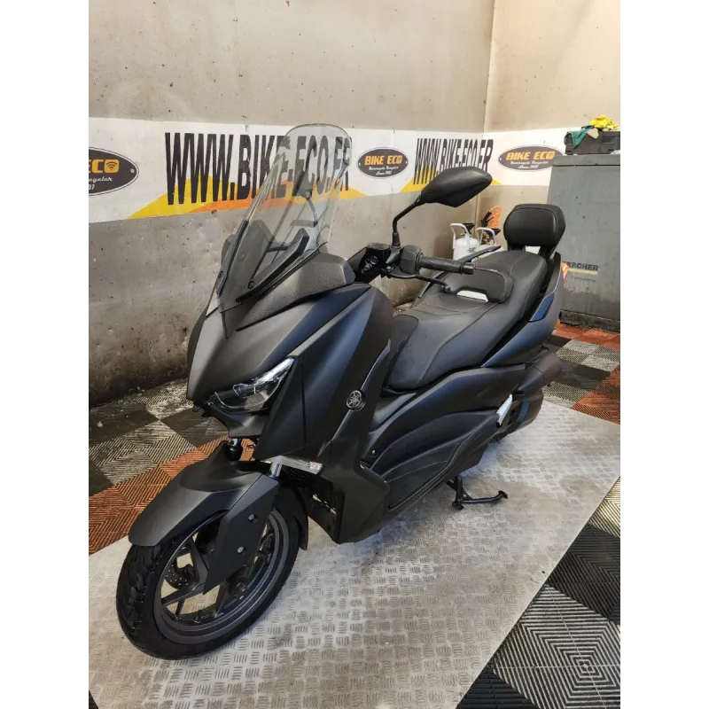 YAMAHA X MAX 125