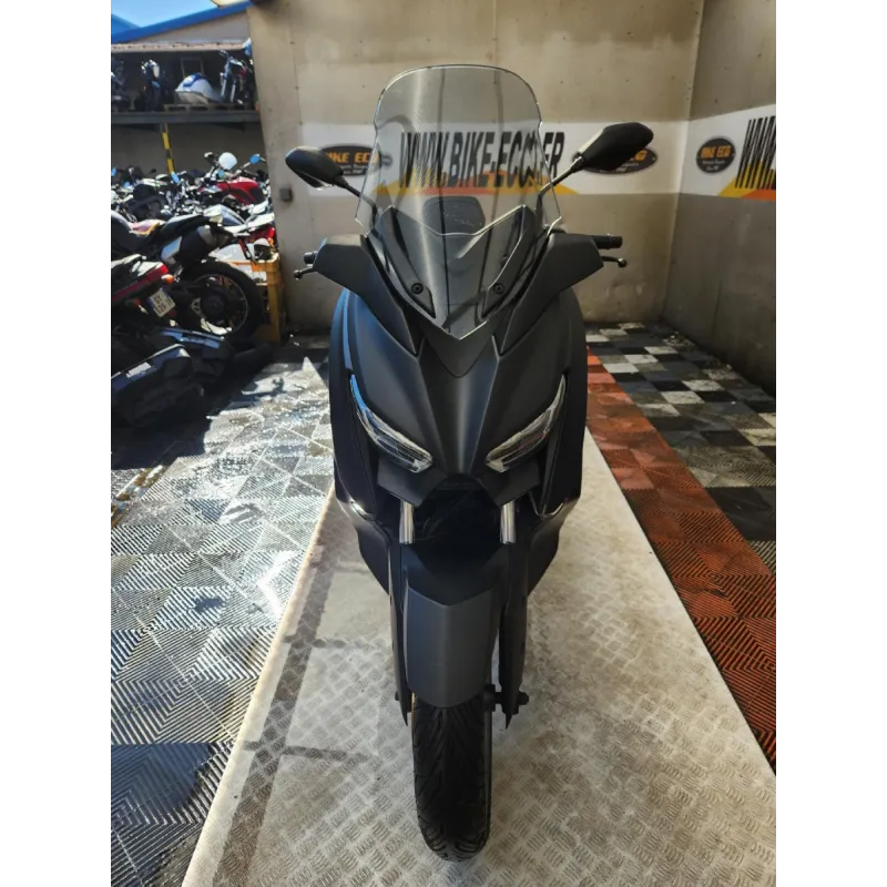 YAMAHA X MAX 125
