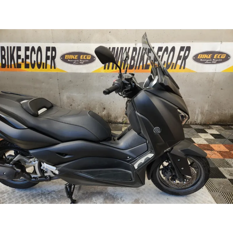 YAMAHA X MAX 125