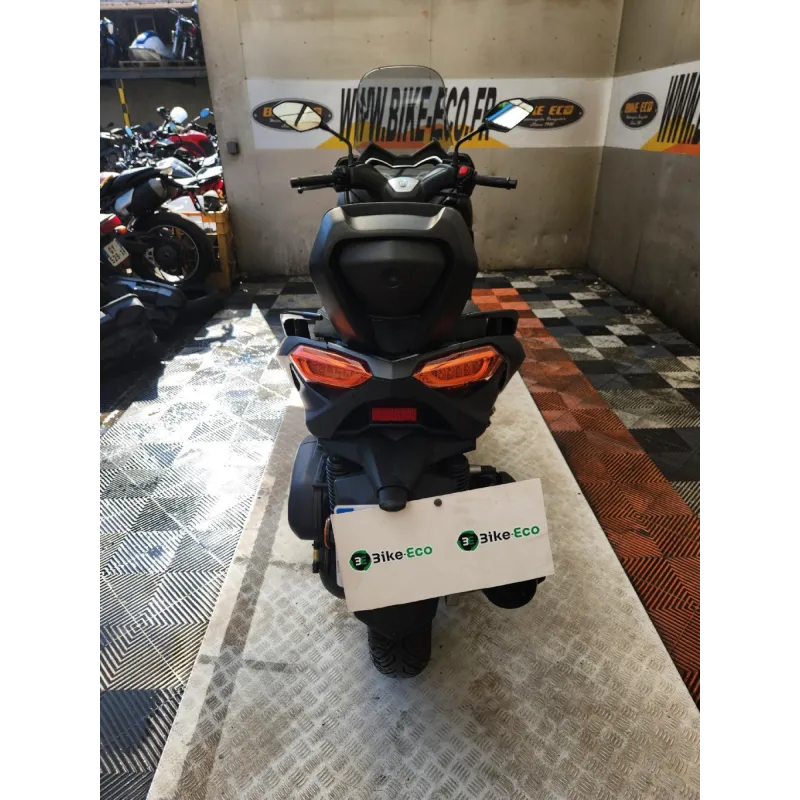 YAMAHA X MAX 125