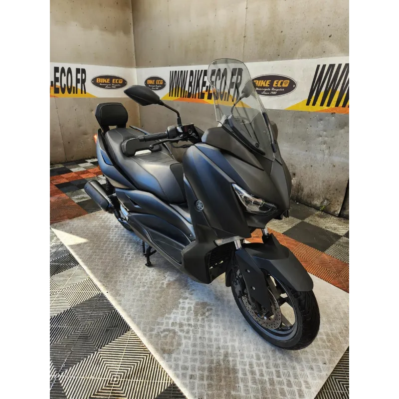 YAMAHA X MAX 125