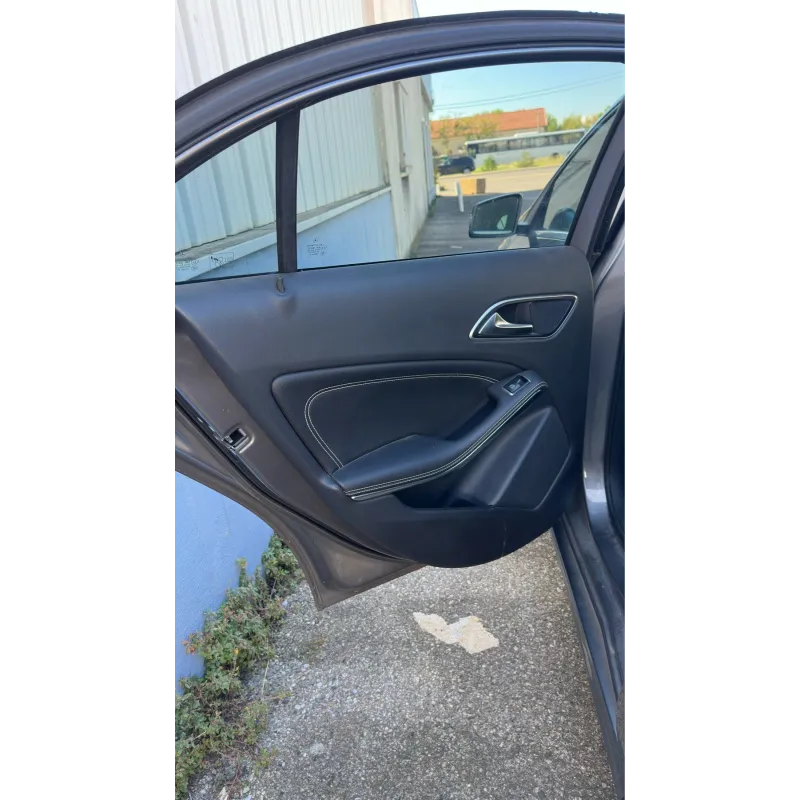 MERCEDES CLASSE A 176 PHASE 1