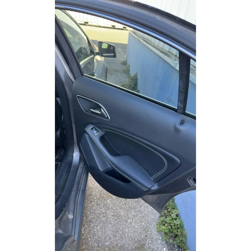 MERCEDES CLASSE A 176 PHASE 1
