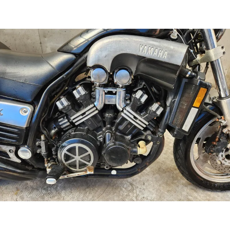 YAMAHA V-MAX 1200