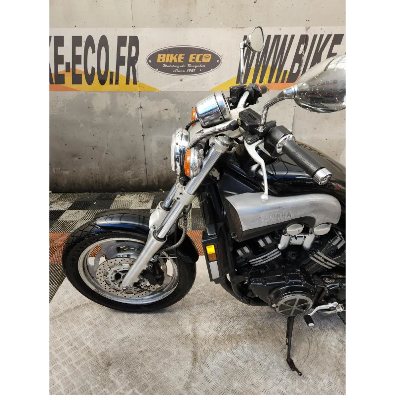 YAMAHA V-MAX 1200
