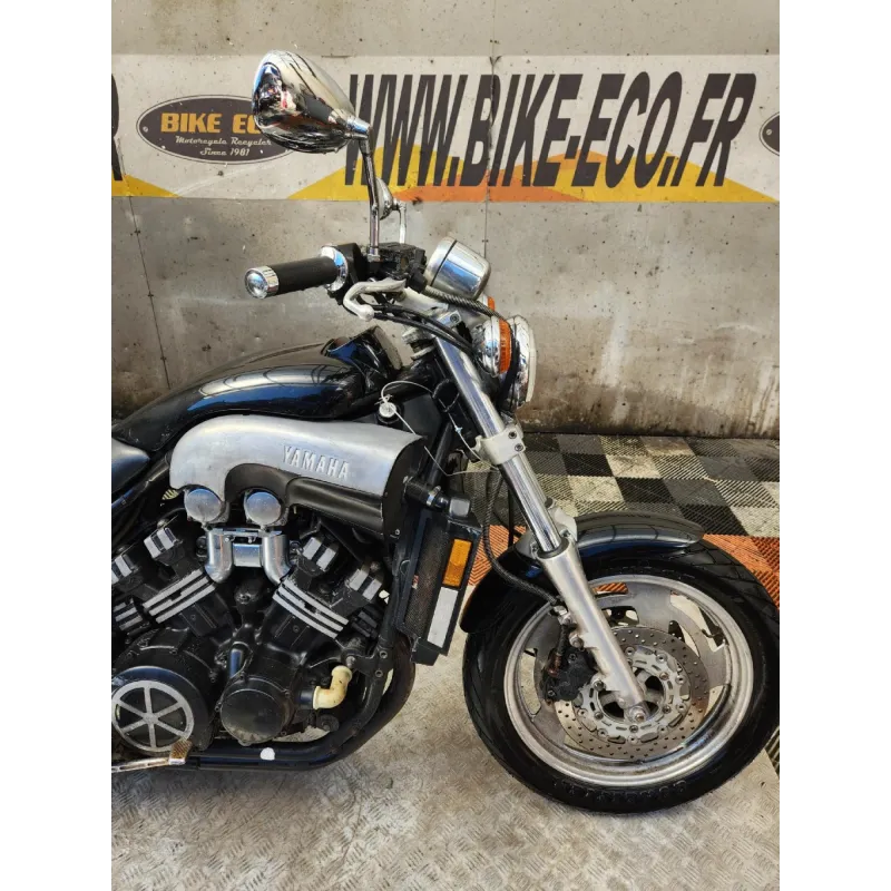 YAMAHA V-MAX 1200