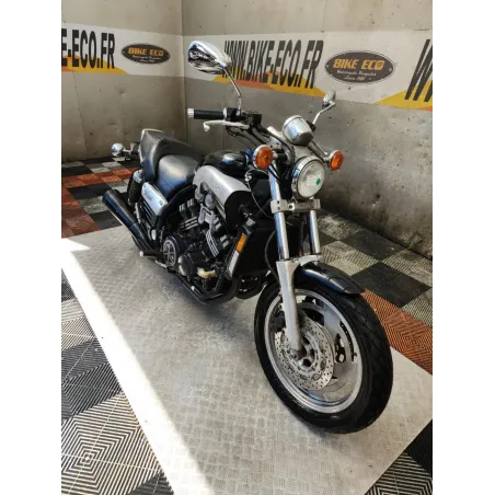 YAMAHA V-MAX 1200